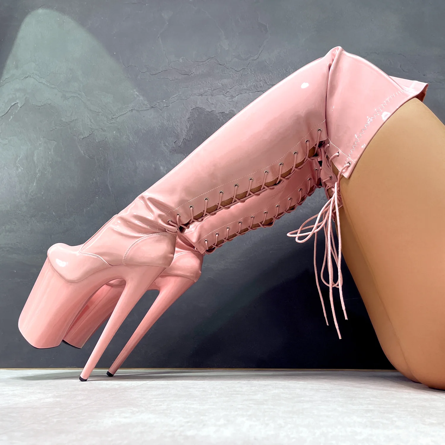 LipKit Thicc Thigh High - Candy Shop  - 9 INCH - Image 3