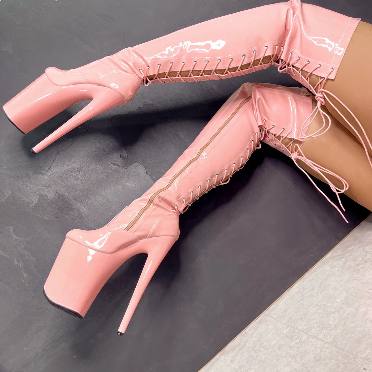 LipKit Thicc Thigh High - Candy Shop  - 9 INCH - Image 9