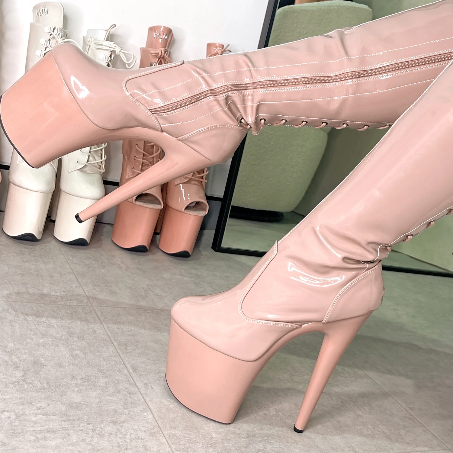 LipKit Thicc Thigh High - Dream On - 8 INCH - Image 5